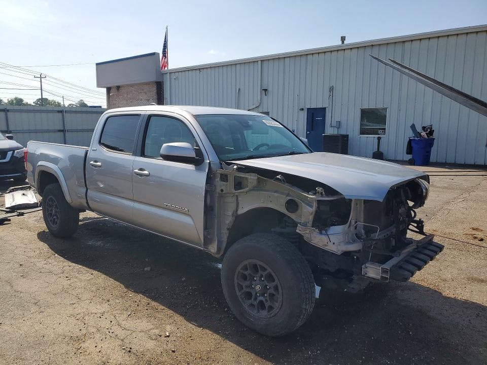 2020 TOYOTA TACOMA SR5 V6 4