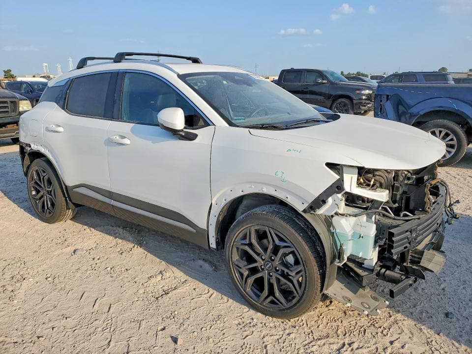 2025 NISSAN KICKS SR 4
