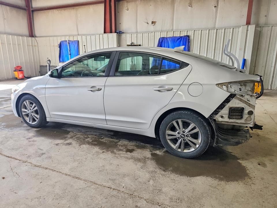 2017 HYUNDAI ELANTRA SE 2