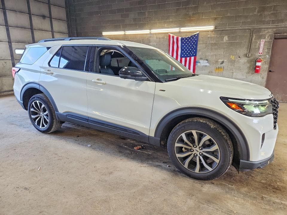 2025 FORD EXPLORER ST-LINE 4