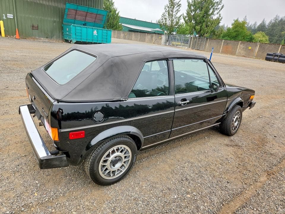 1982 VOLKSWAGEN RABBIT DELUXE 3
