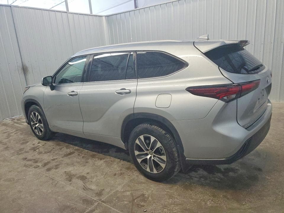 2024 TOYOTA HIGHLANDER HYBRID XLE 2