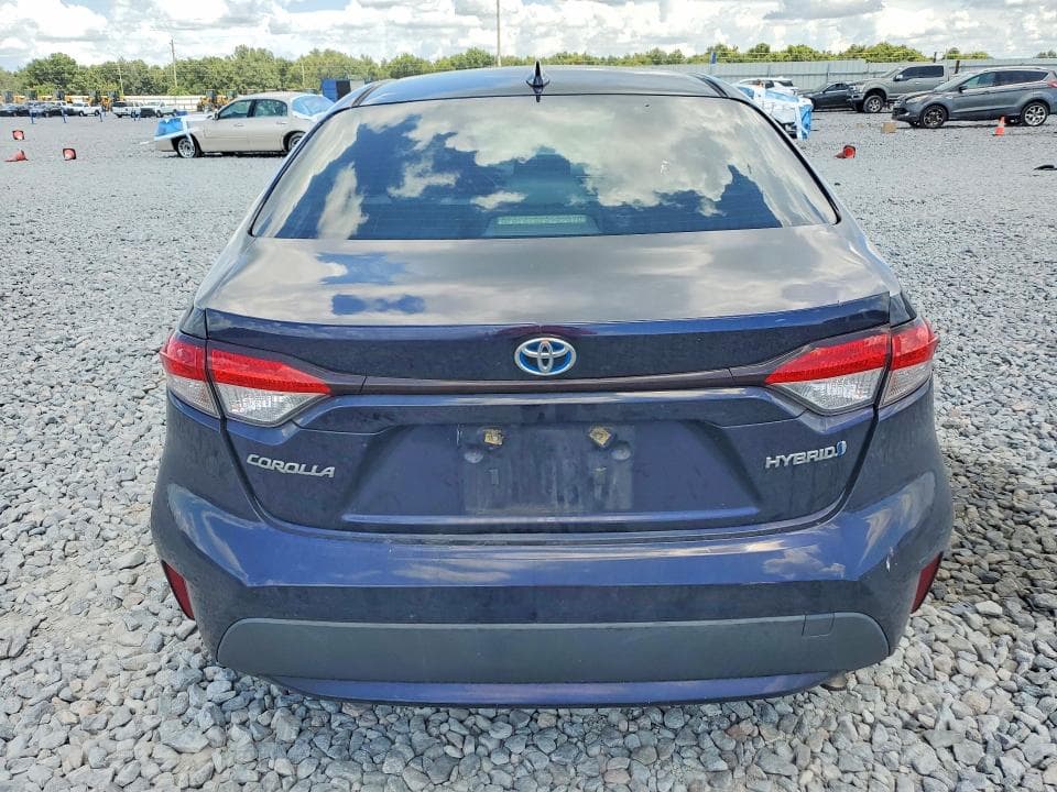 2021 TOYOTA COROLLA LE 6