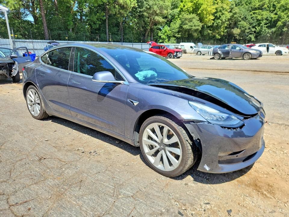 2019 TESLA MODEL 3 4
