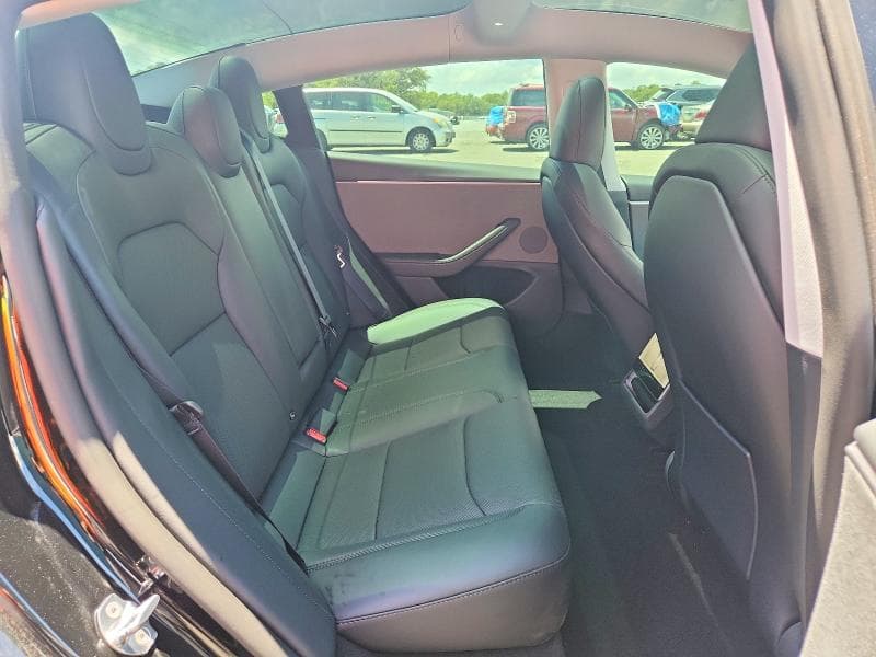 2026 TESLA MODEL 3 10
