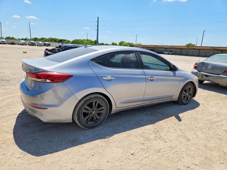 2017 HYUNDAI ELANTRA SE 3