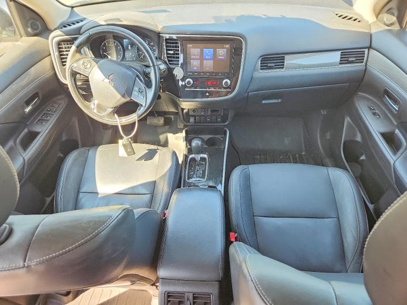 2020 MITSUBISHI OUTLANDER SE 8