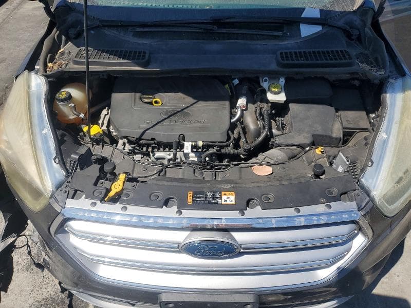 2017 FORD ESCAPE SE 11