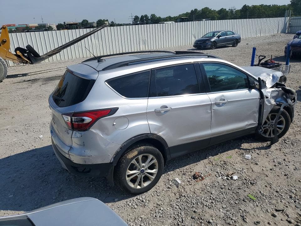 2017 FORD ESCAPE SE 3
