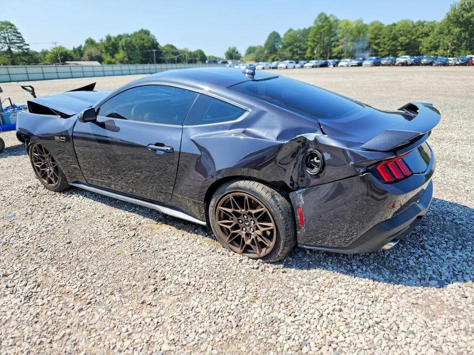 2024 FORD MUSTANG GT 2