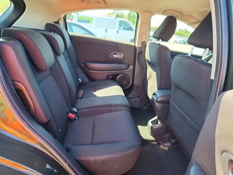 2018 HONDA HR-V LX 11
