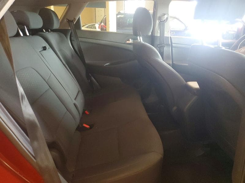 2019 HYUNDAI TUCSON SE 11