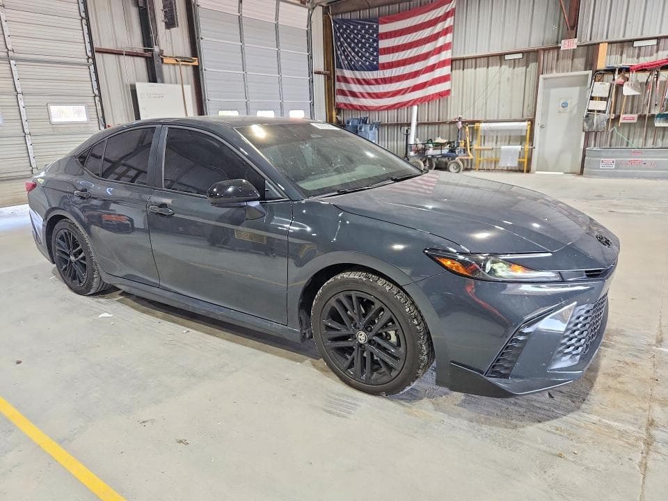 2026 TOYOTA CAMRY SE 4