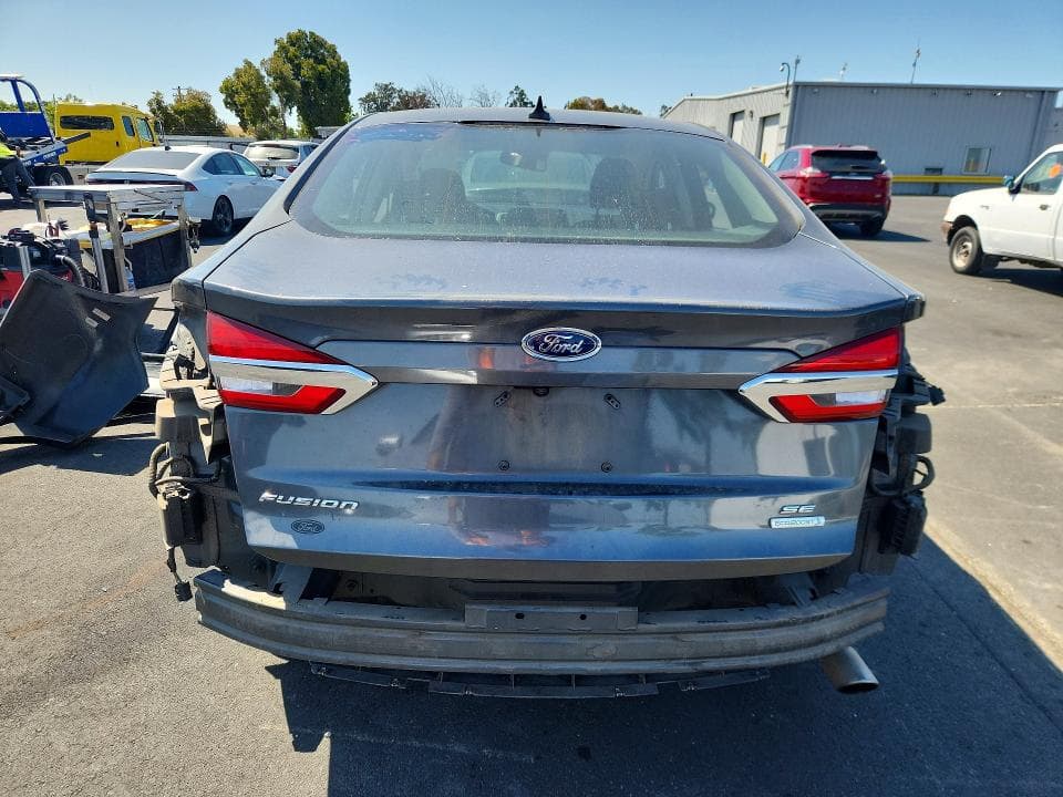 2020 FORD FUSION SE 6
