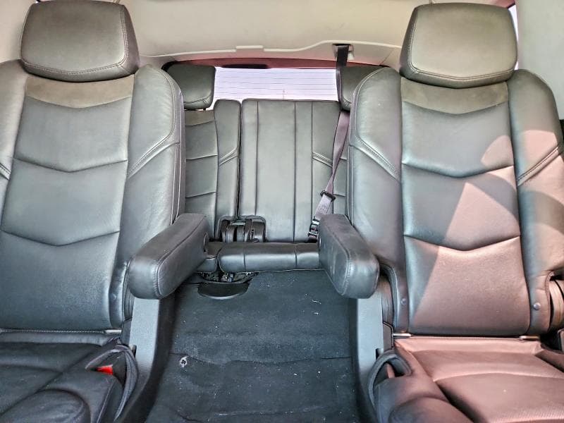 2017 CADILLAC ESCALADE LUXURY 10