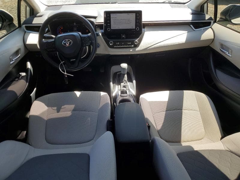 2021 TOYOTA COROLLA LE 8