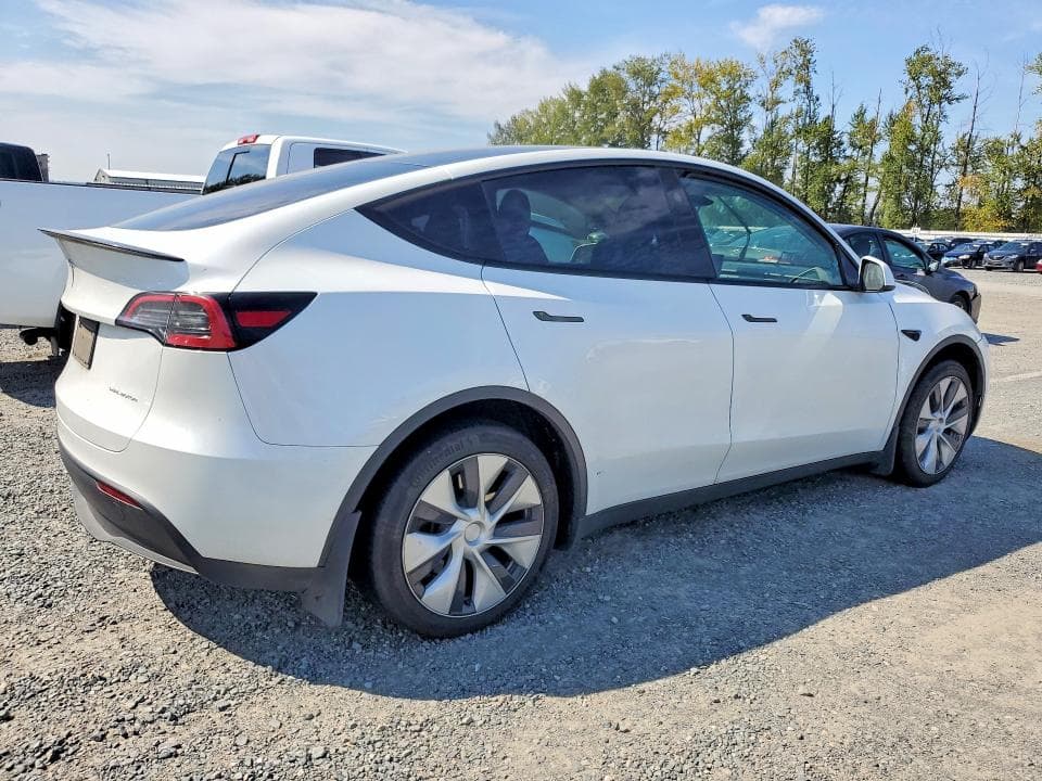 2023 TESLA MODEL Y 3