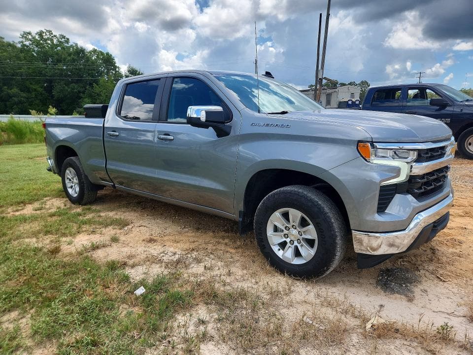 2023 CHEVROLET SILVERADO K1500 LT 4