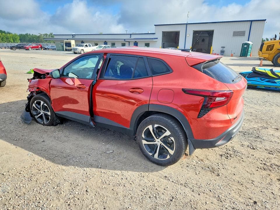 2024 CHEVROLET TRAX 1RS 2