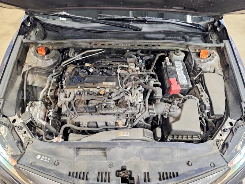 2021 TOYOTA CAMRY SE 11