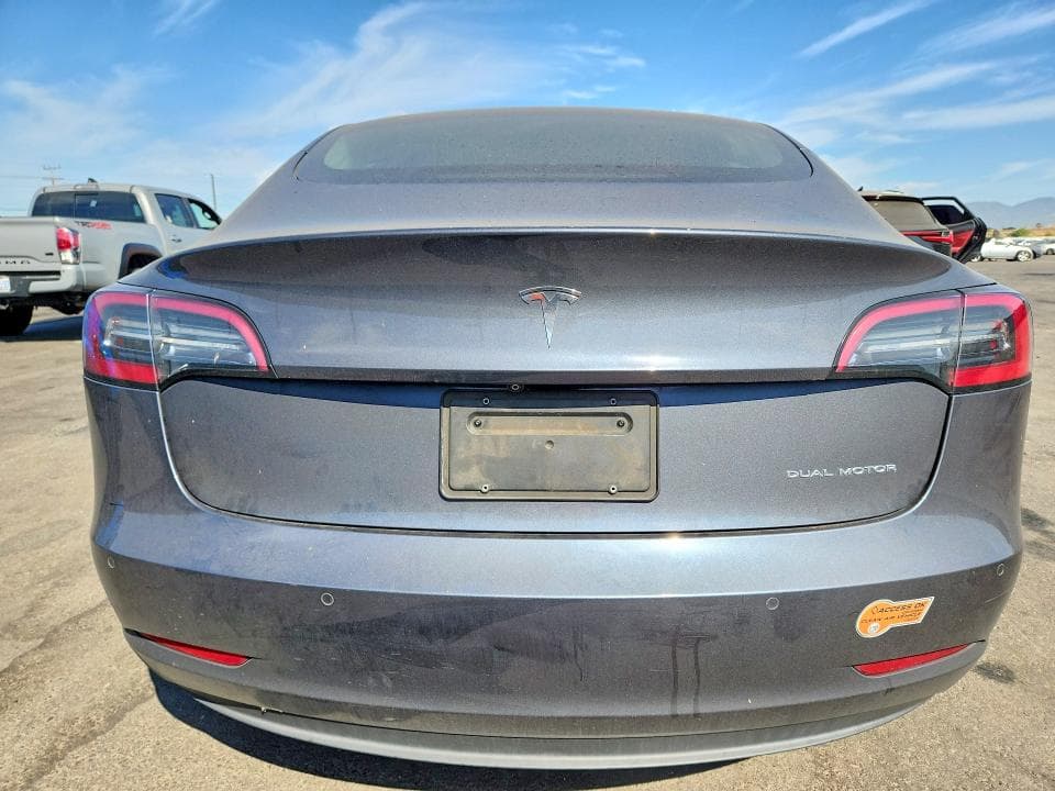 2020 TESLA MODEL 3 6