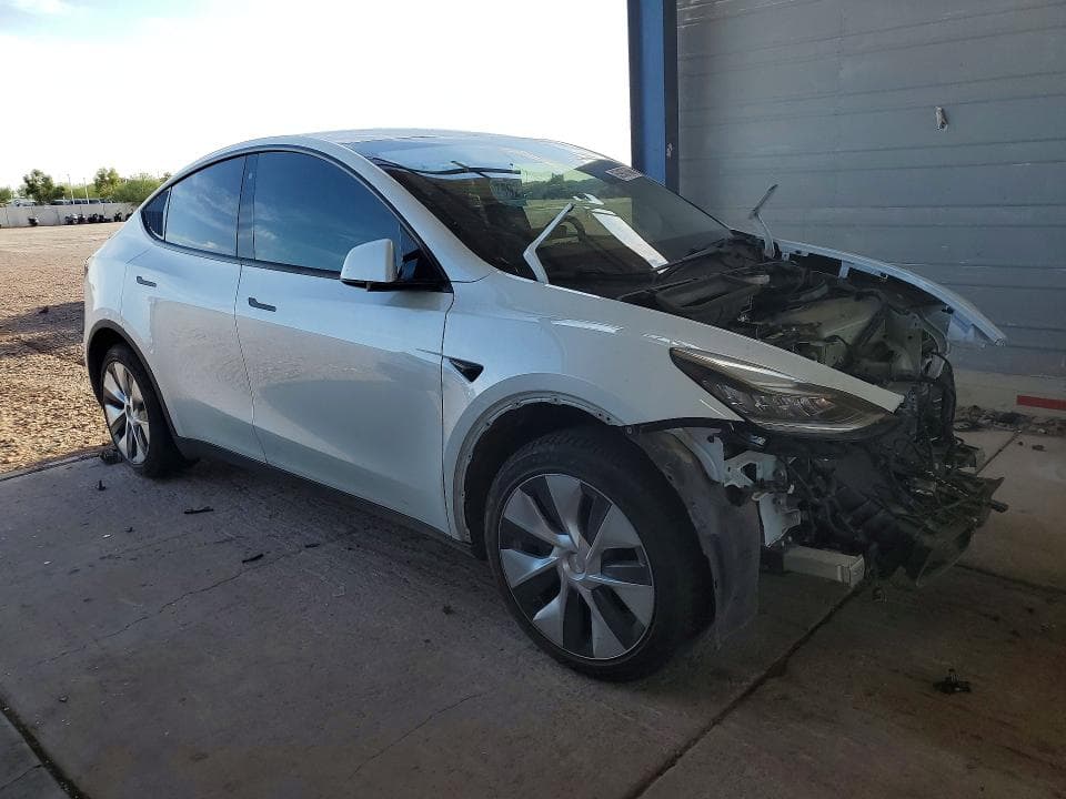 2020 TESLA MODEL Y 4