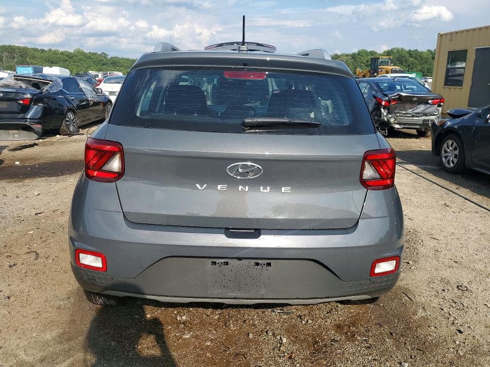 2026 HYUNDAI VENUE SEL 6