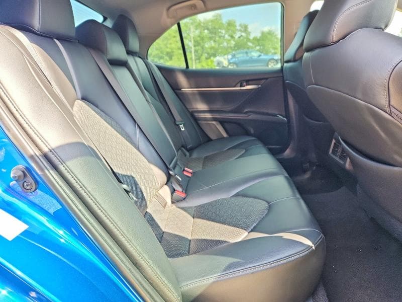 2018 TOYOTA CAMRY XSE 10