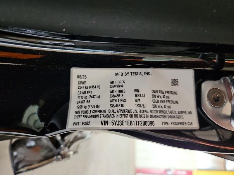 2026 TESLA MODEL 3 12