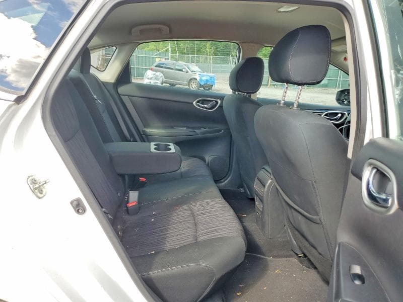 2019 NISSAN SENTRA SV 10