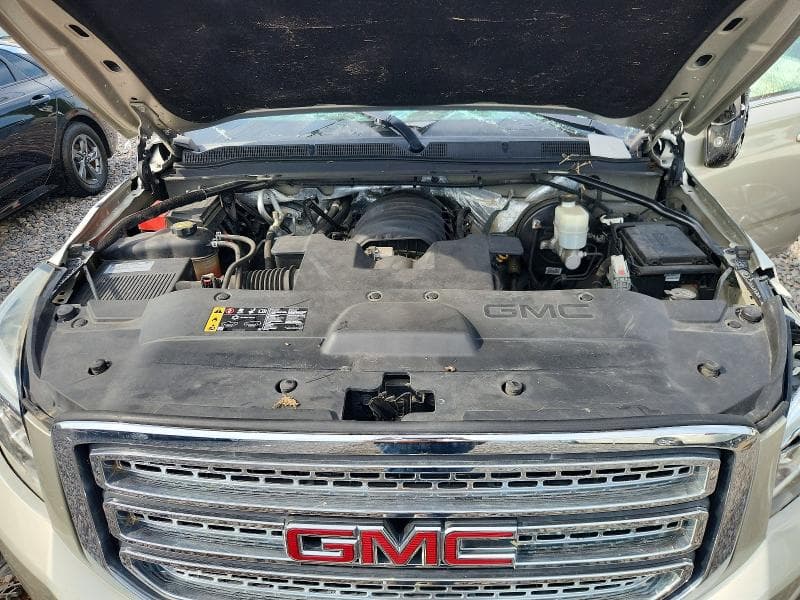 2017 GMC YUKON XL K1500 SLT 12