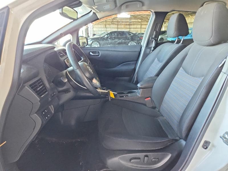2020 NISSAN LEAF SV 7