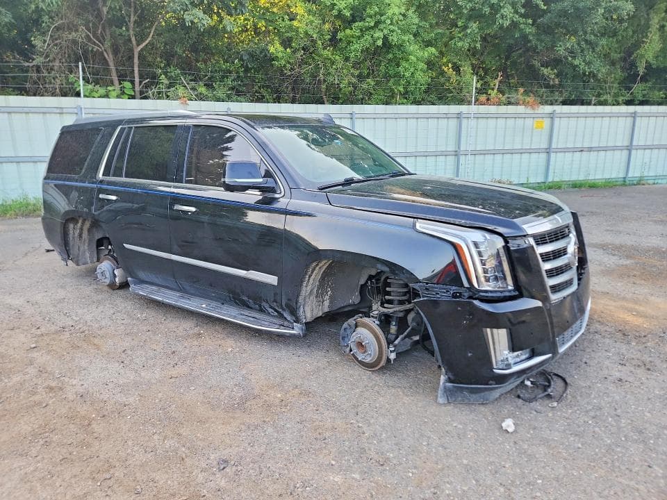 2019 CADILLAC ESCALADE LUXURY 4