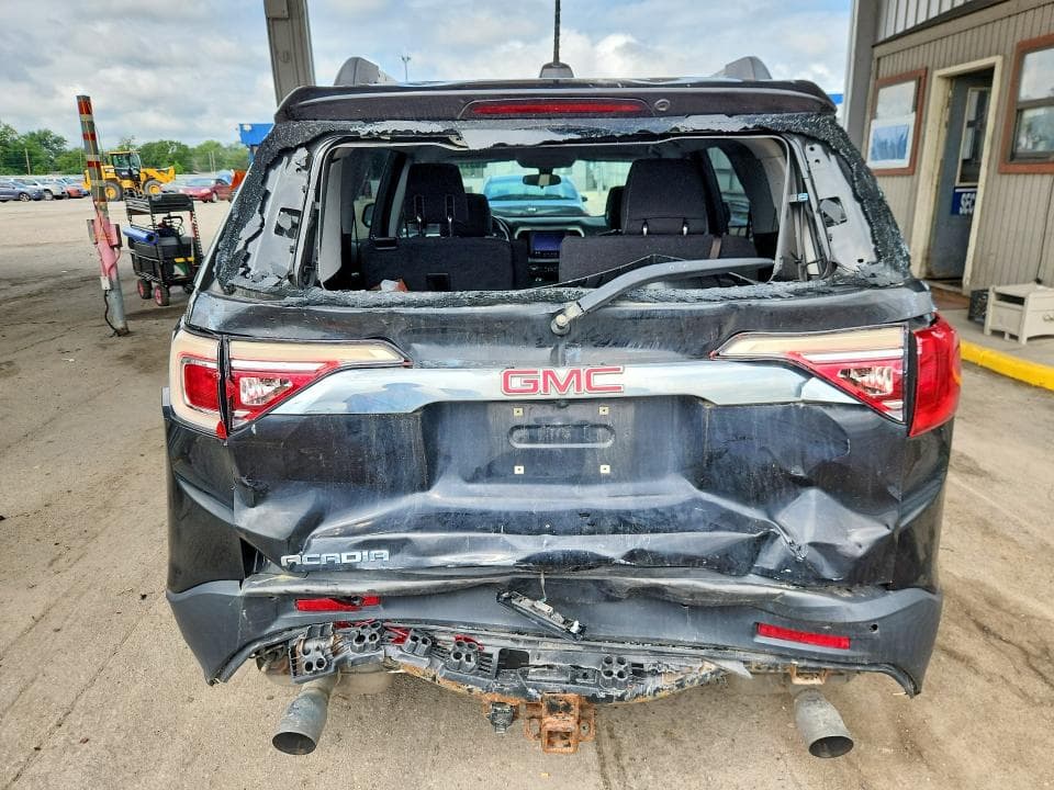 2017 GMC ACADIA SLE 6