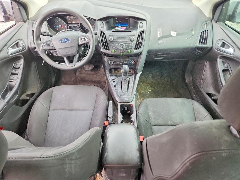 2017 FORD FOCUS SE 8