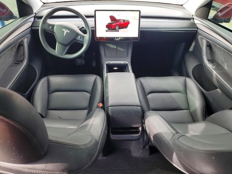2024 TESLA MODEL Y 8