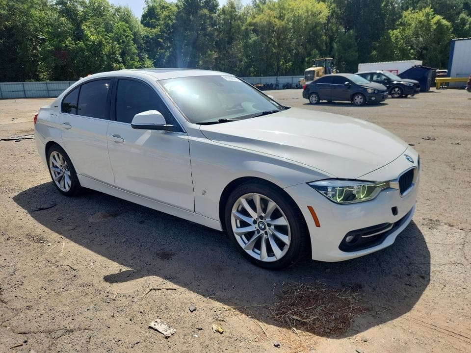 2018 BMW 330E 4