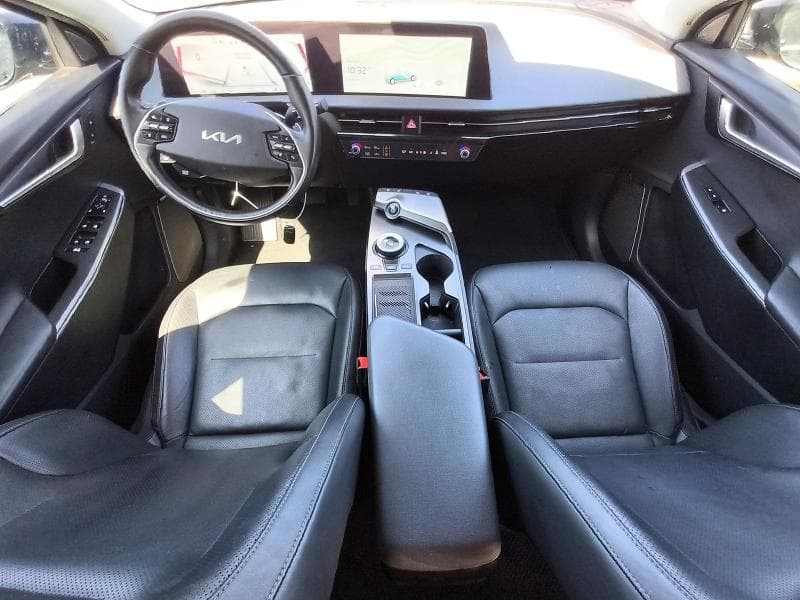 2023 KIA EV6 WIND 8