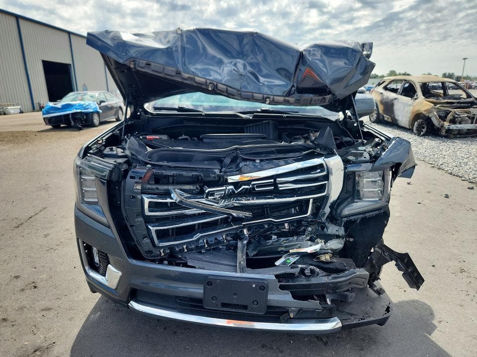 2021 GMC YUKON SLT 5