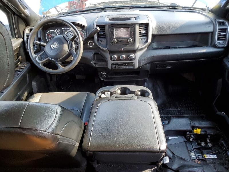 2024 RAM 3500 TRADESMAN 8