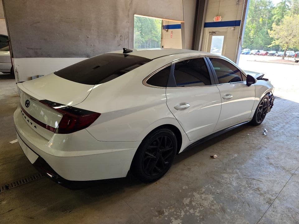 2020 HYUNDAI SONATA SEL 3