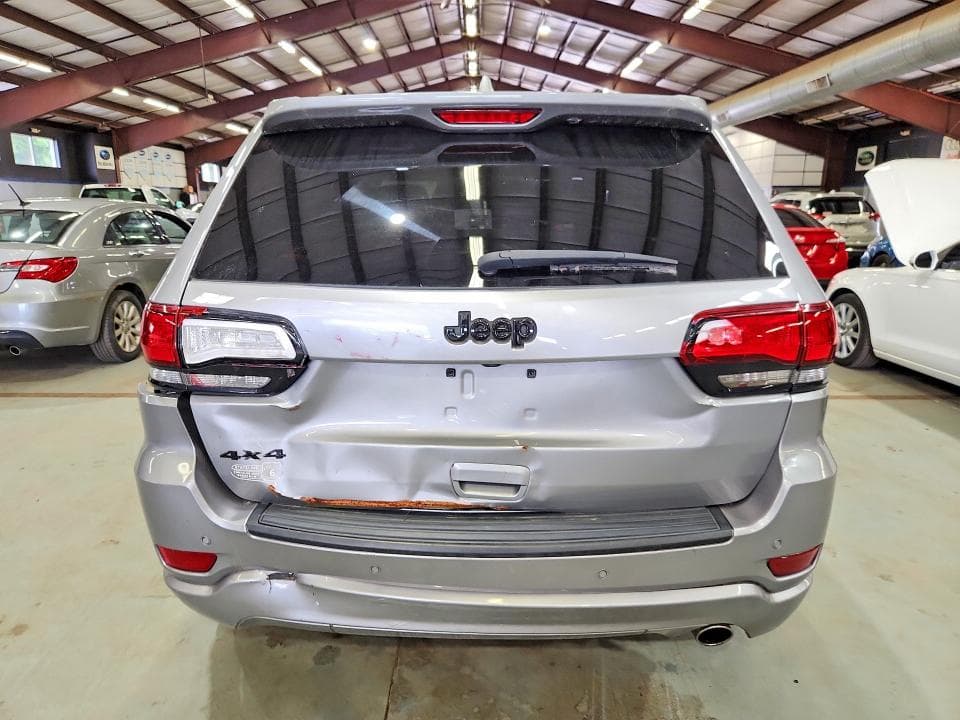 2020 JEEP GRAND CHEROKEE LAREDO 6