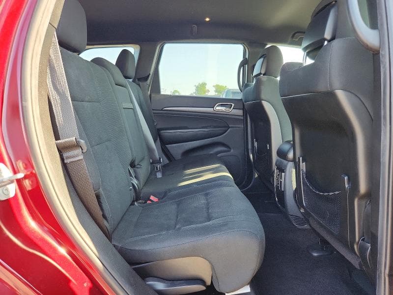 2017 JEEP GRAND CHEROKEE LAREDO 11