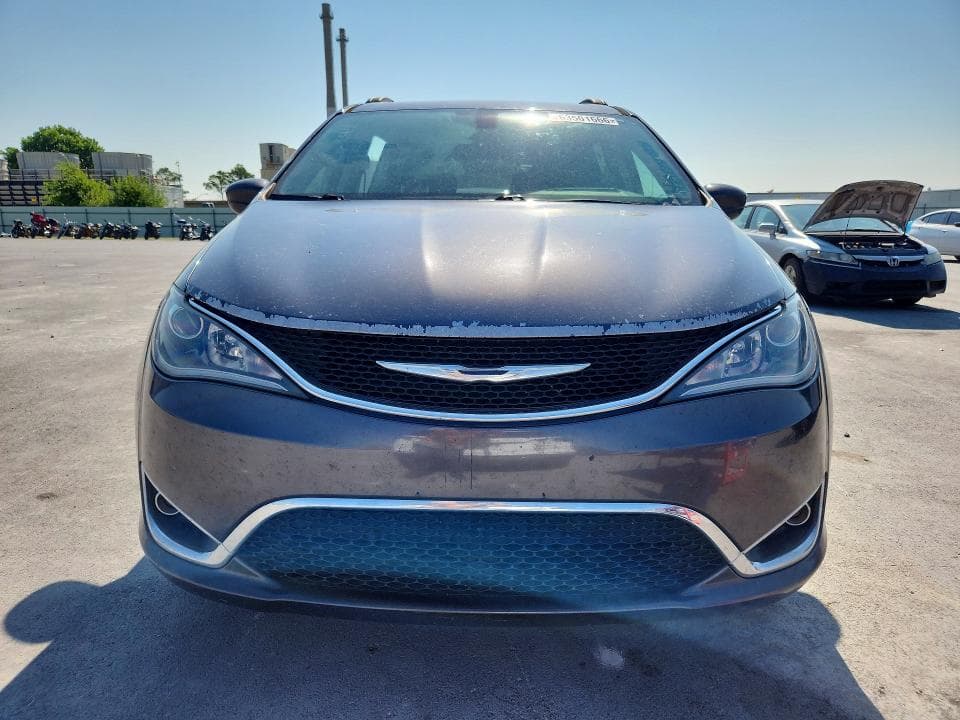 2017 CHRYSLER PACIFICA TOURING L 5