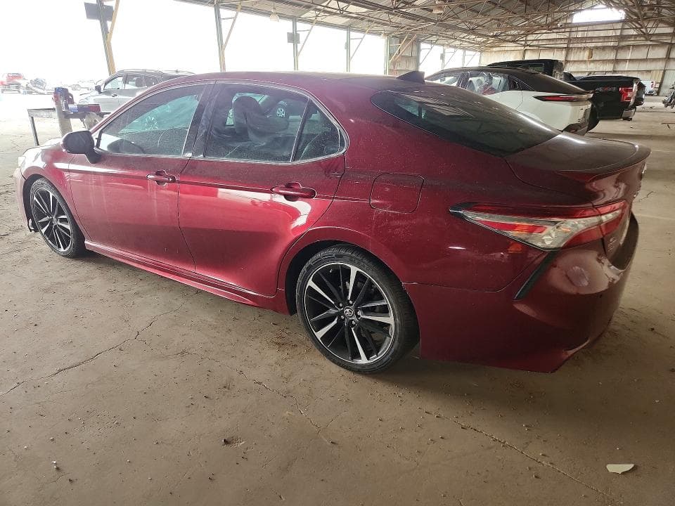 2018 TOYOTA CAMRY XSE V6 2
