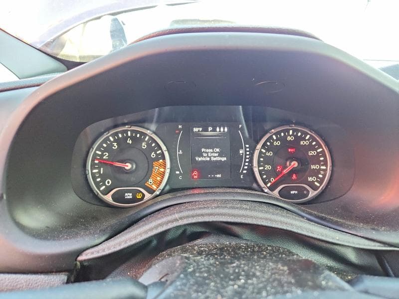 2019 JEEP RENEGADE LATITUDE 9