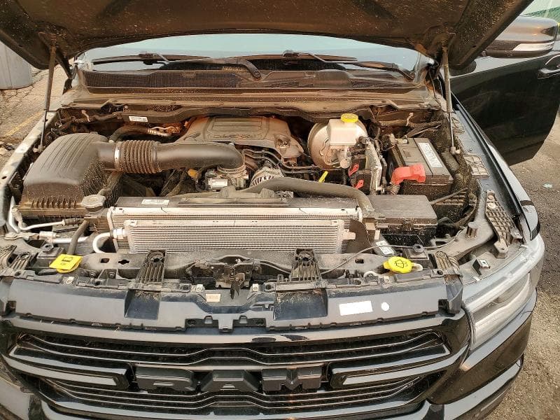 2019 RAM 1500 LARAMIE 11