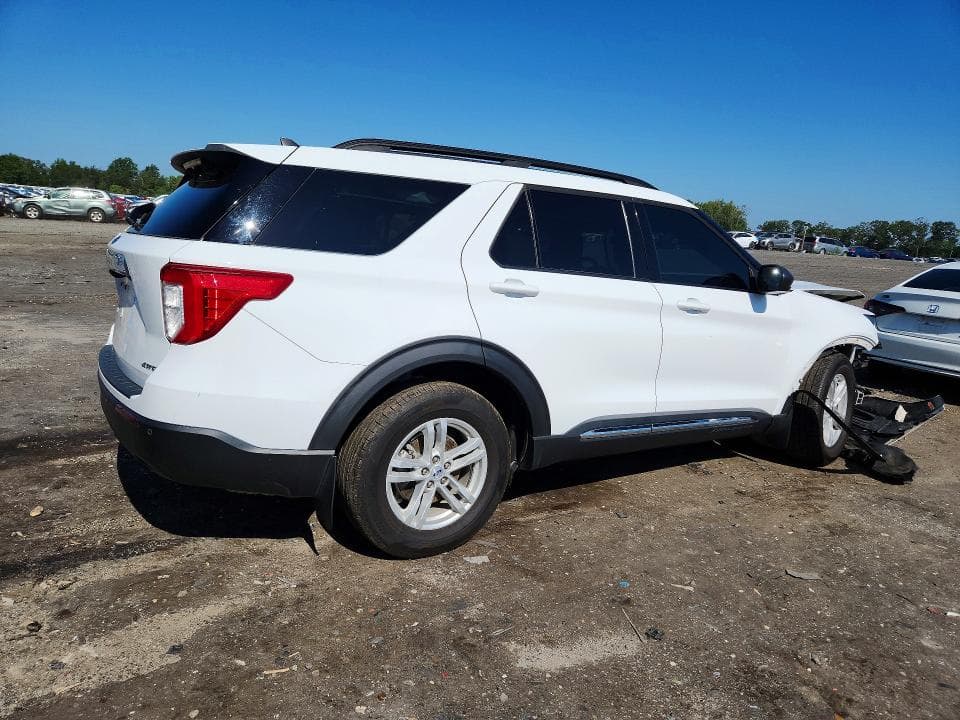 2023 FORD EXPLORER XLT 3