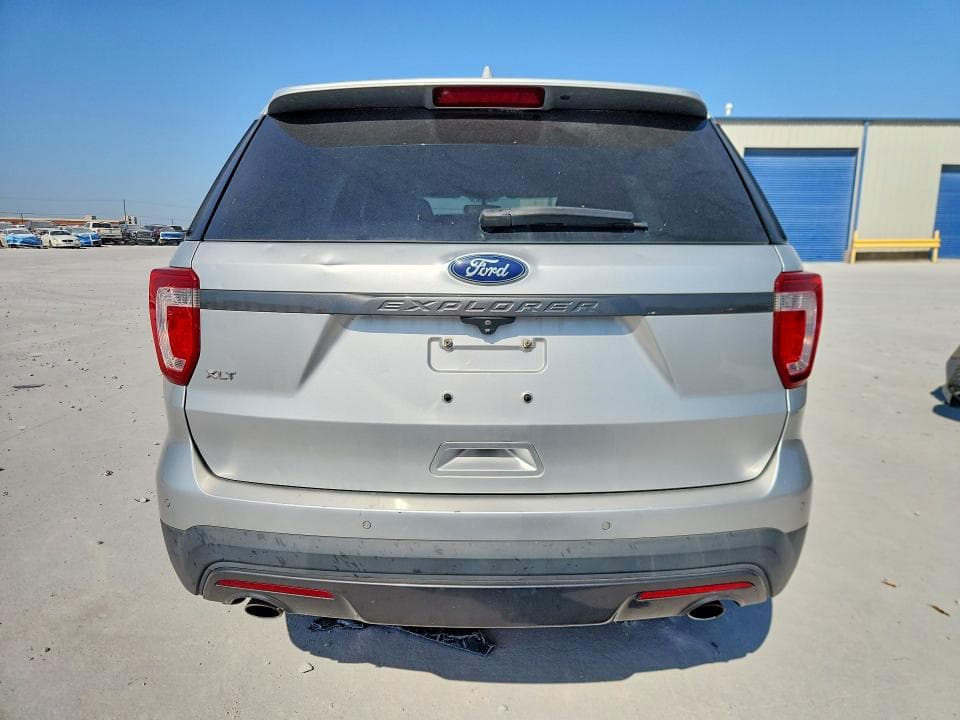 2017 FORD EXPLORER XLT 6