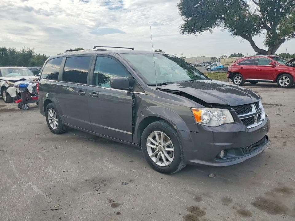 2018 DODGE GRAND CARAVAN SXT 4